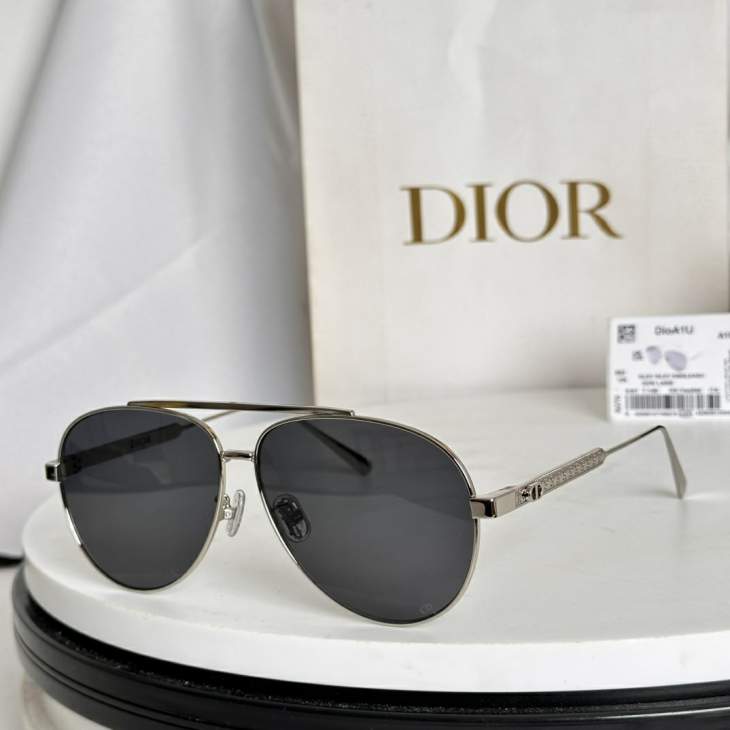 Picture of Dior Sunglasses _SKUfw76720865fw
